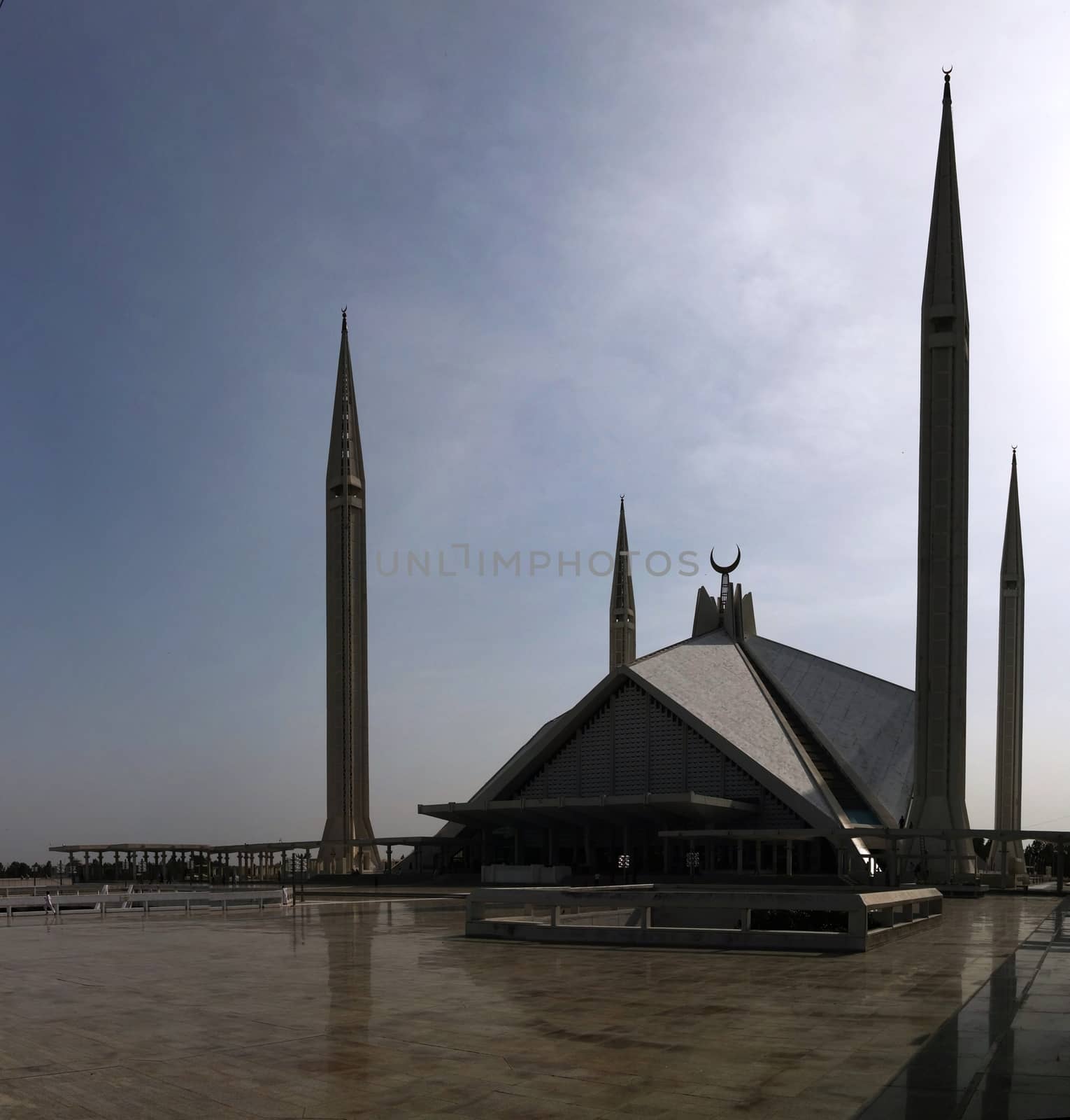 Faisal Mosque in Islamabad capital of Pakistan by homocosmicos