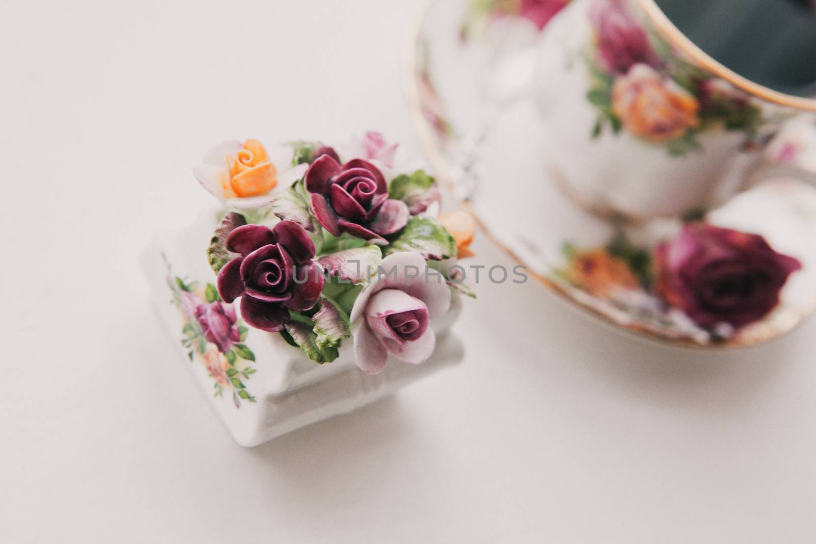 English morning tea cup rose