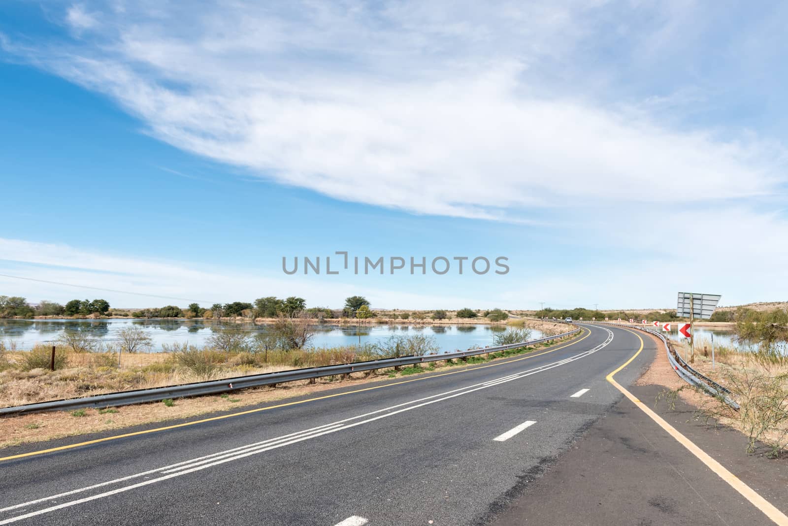 A reservoir next to the Orange River near Groblershoop in the Northern Cape Province. An irrigation canal system originates from this dam