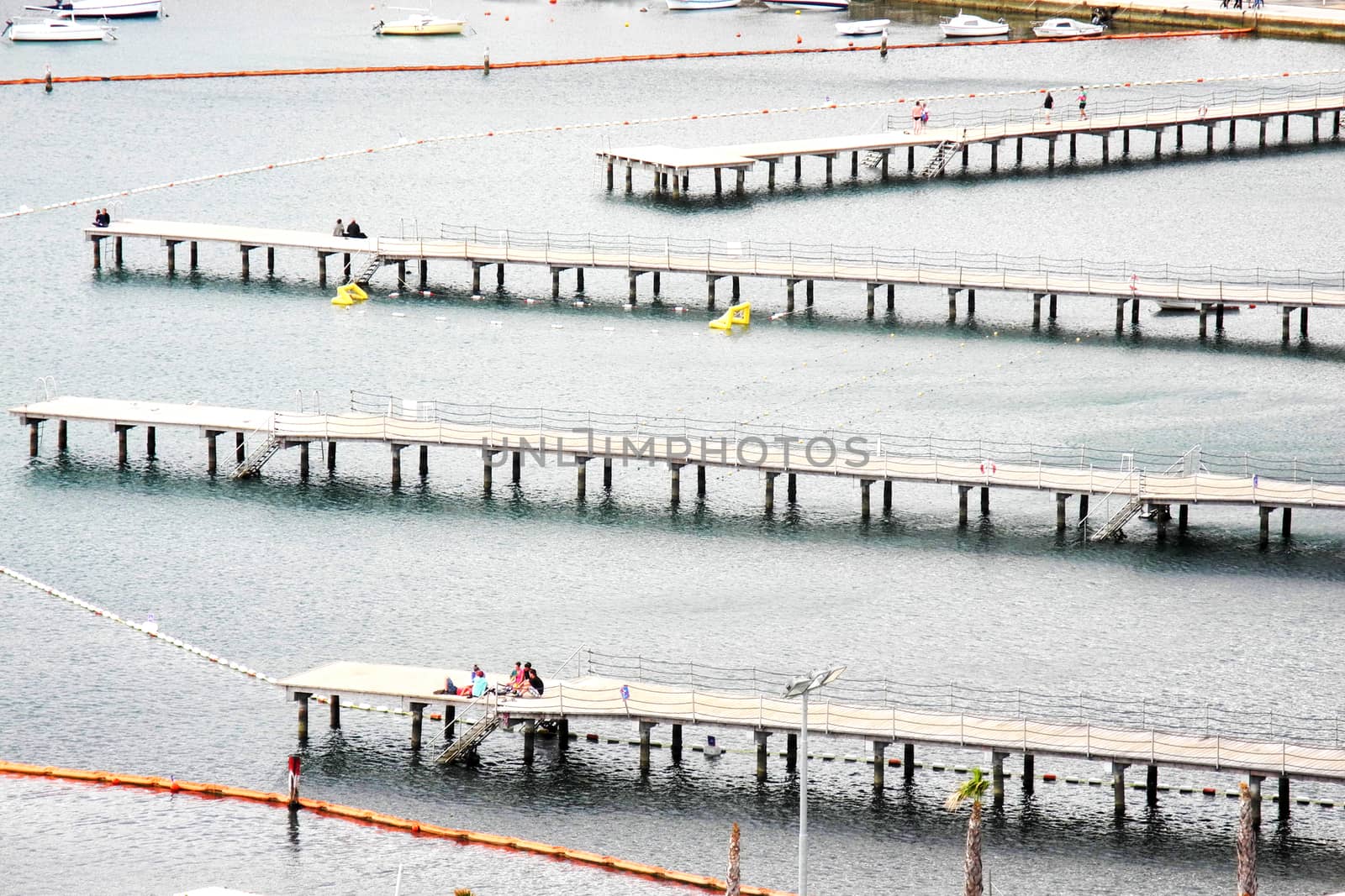 4 piers on one place at the seaside