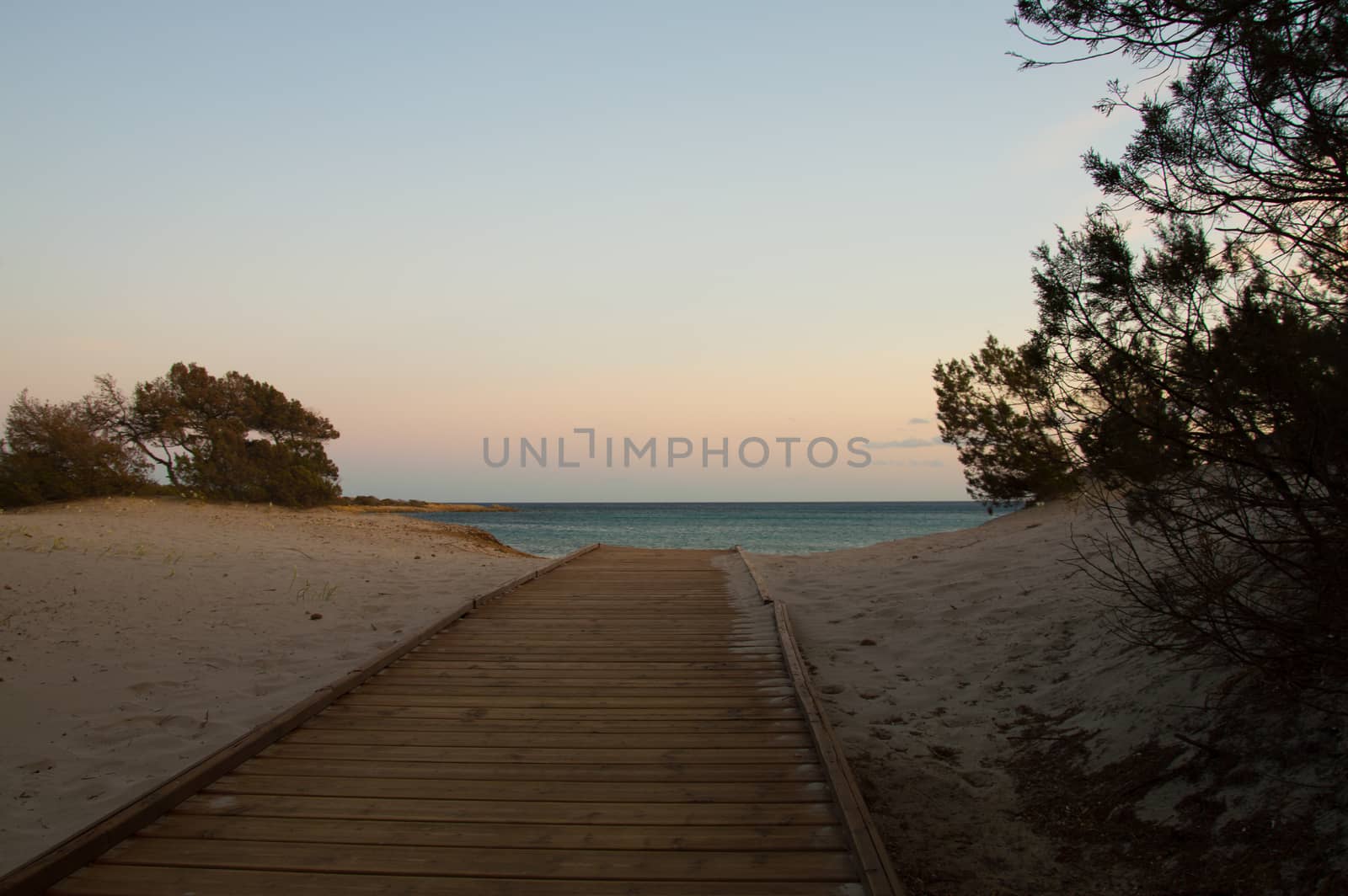 Beach path to Cala Liberotto by Faurinz