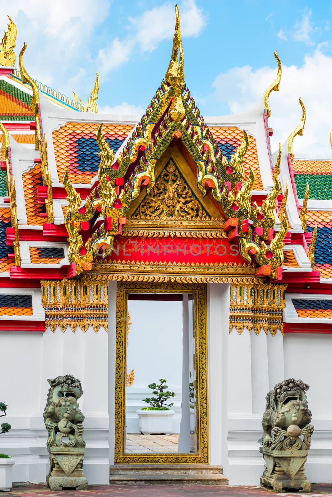 beautiful decorative decoration architectural details of temples in Bangkok, Asian culture