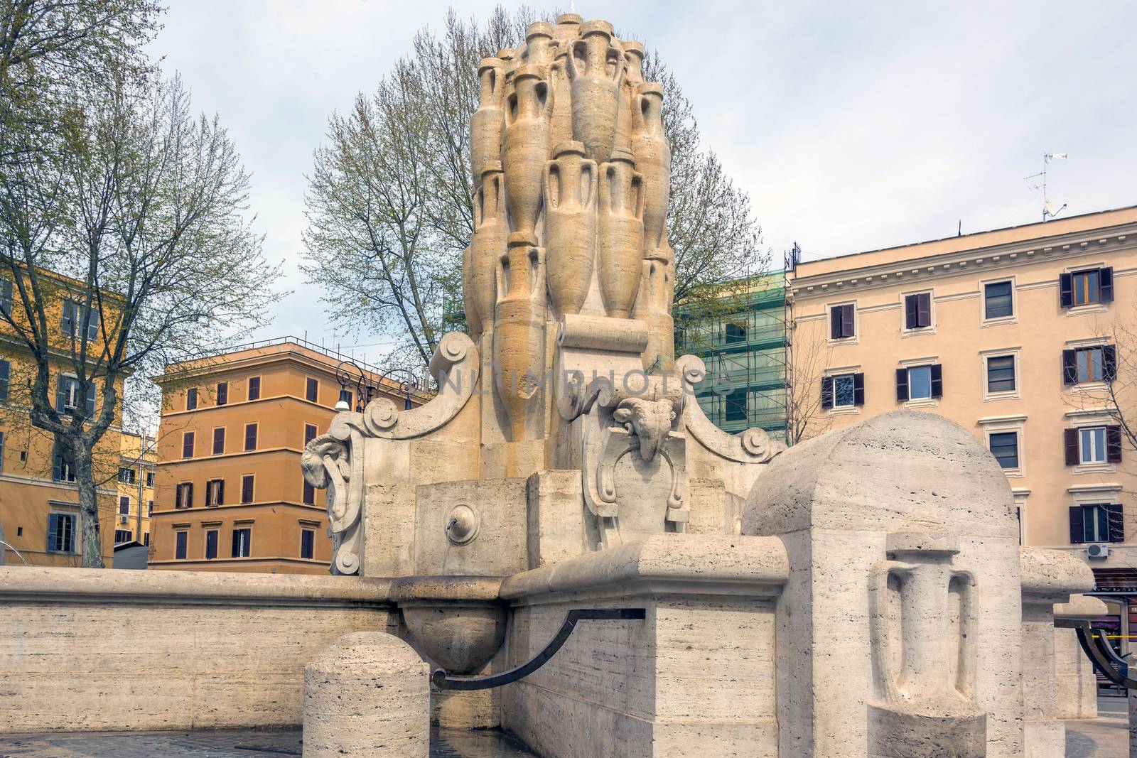 The Fontana delle Anfore (Fountain of the Amphorae), located in Testaccio, a quarter of Rome. The motive of the amphorae refers to the Monte Testaccio and to the symbol of the whole quarter