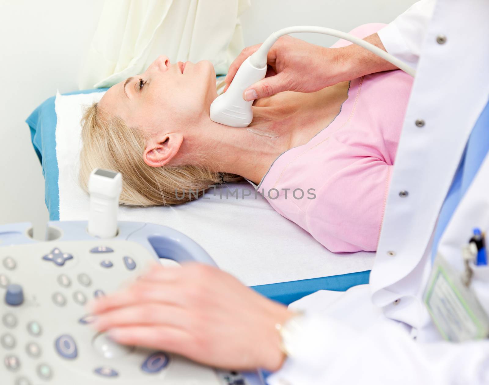 carotid Doppler ultrasound test by vilevi