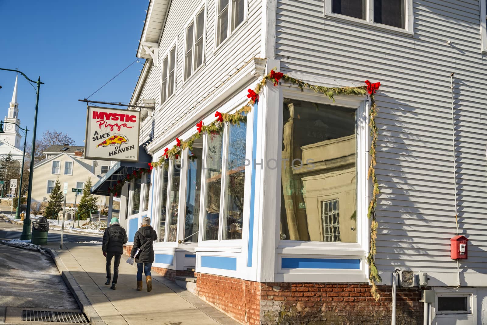 Mystic Pizza in Connecticut, located on the Mystic town by edella