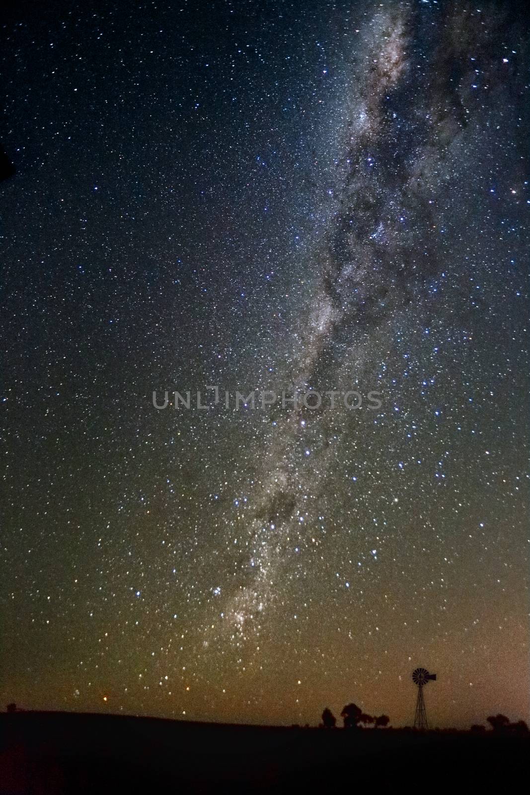 Beautiful night skies milky way over outback NSW by lovleah