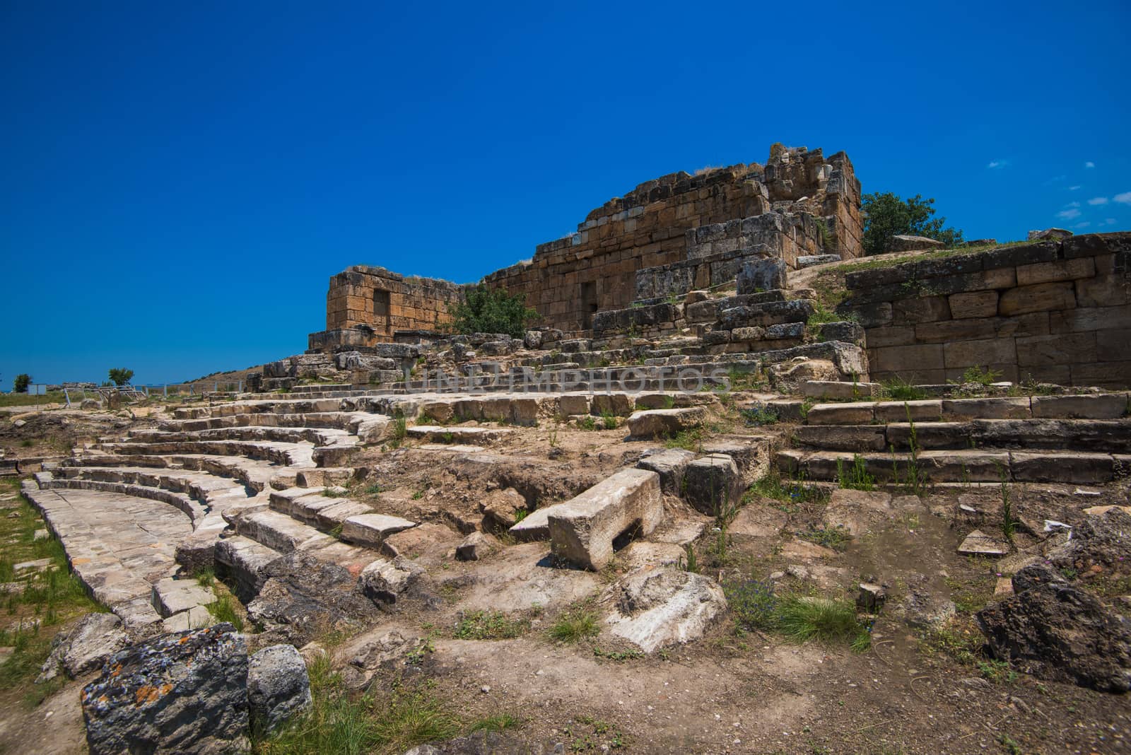 photo of ancient city Hierapolis, near modern turkey city Denizli, Turkey