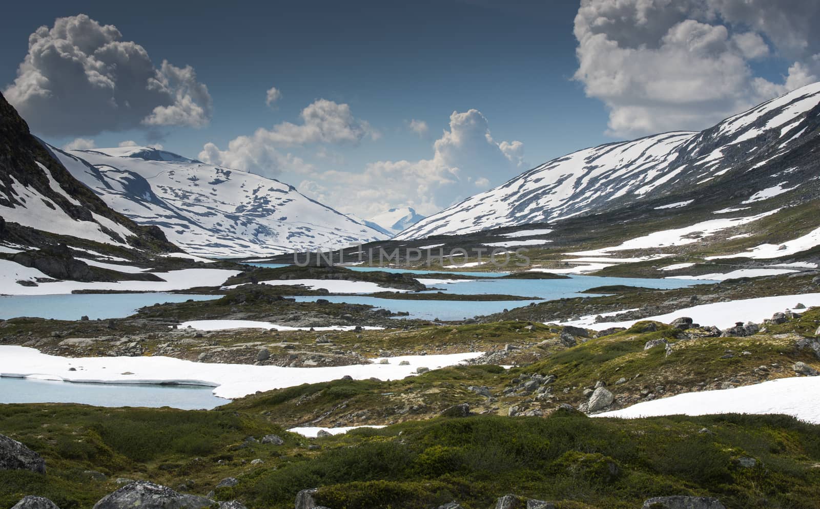 gamle strynefjellsvegen one of the most beautifull auto roads in norway with snow in summer 