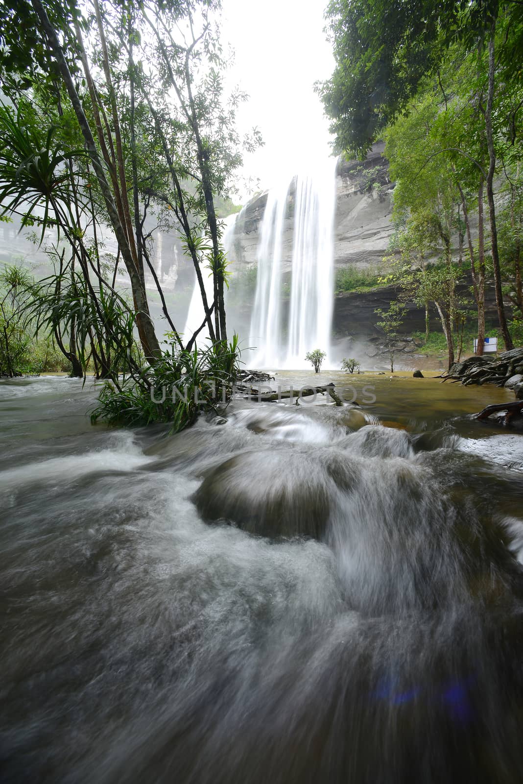 Big Waterfall in Thailand by porbital