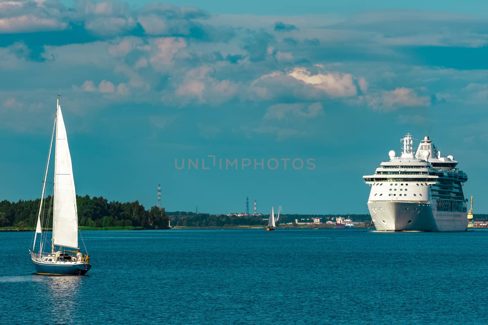Luxury cruise liner in travel by sengnsp