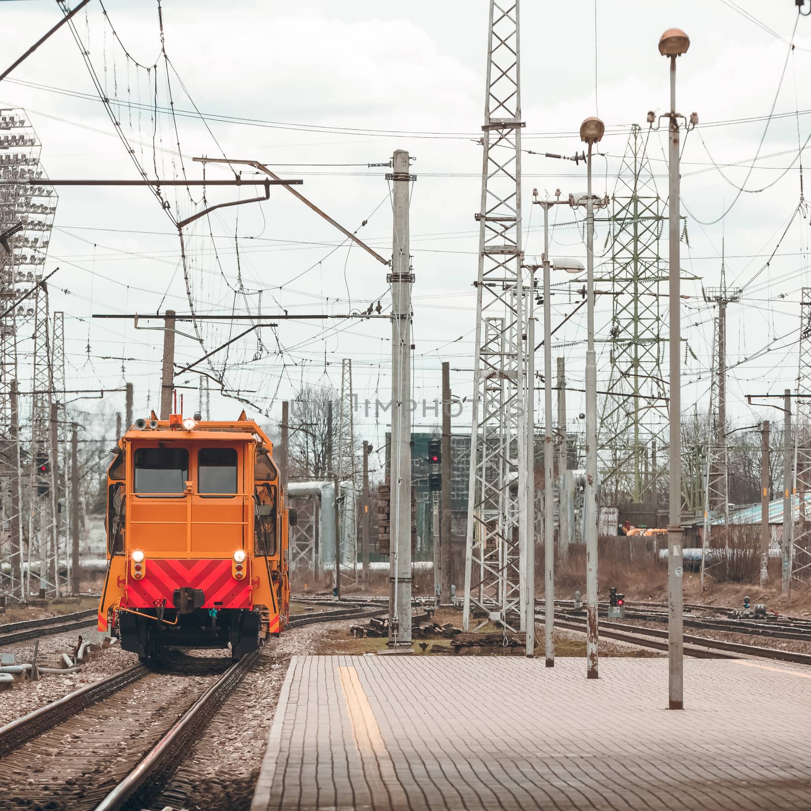 Ballast distributing and profiling track machine. Repair train