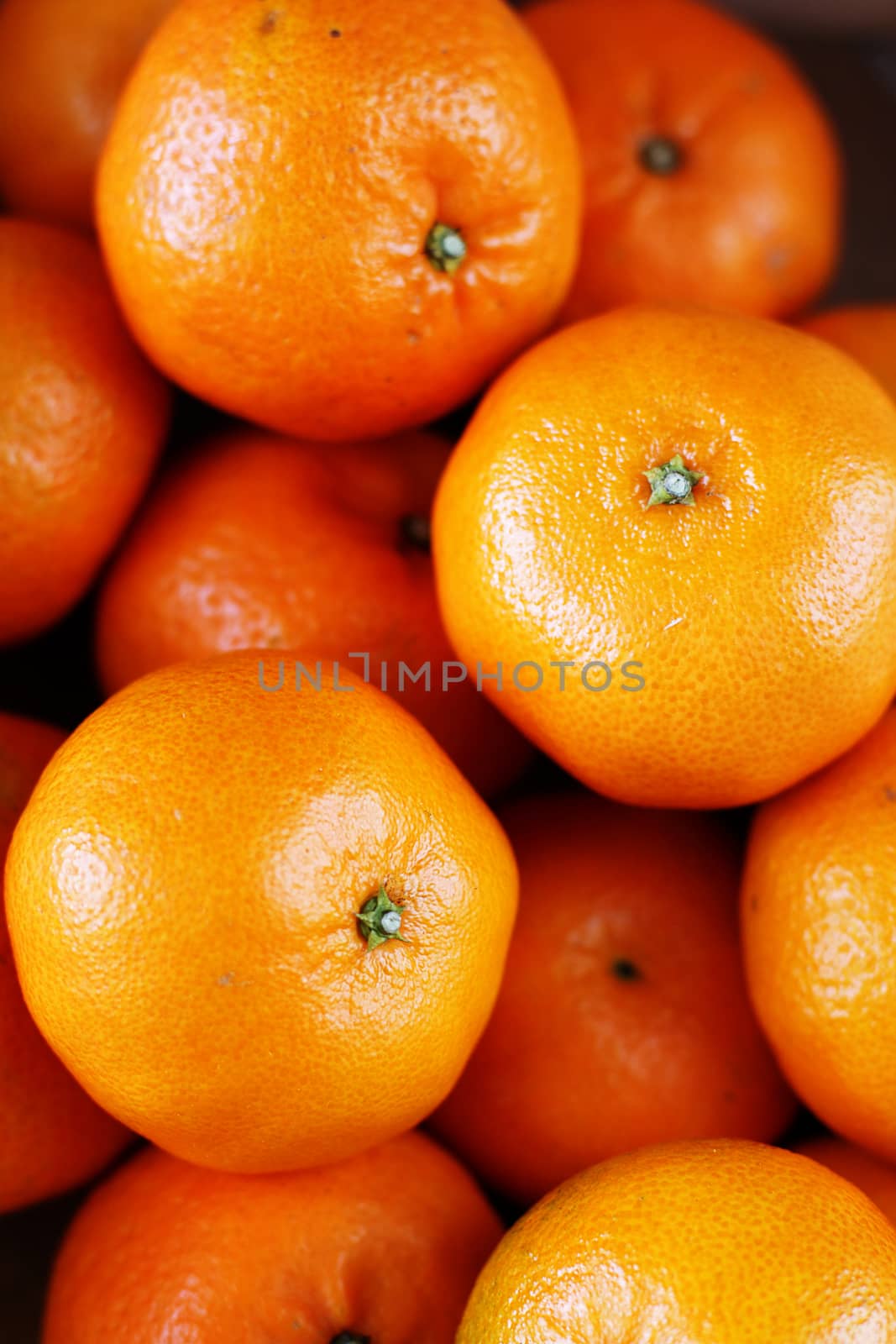A photo of ripe tangerines