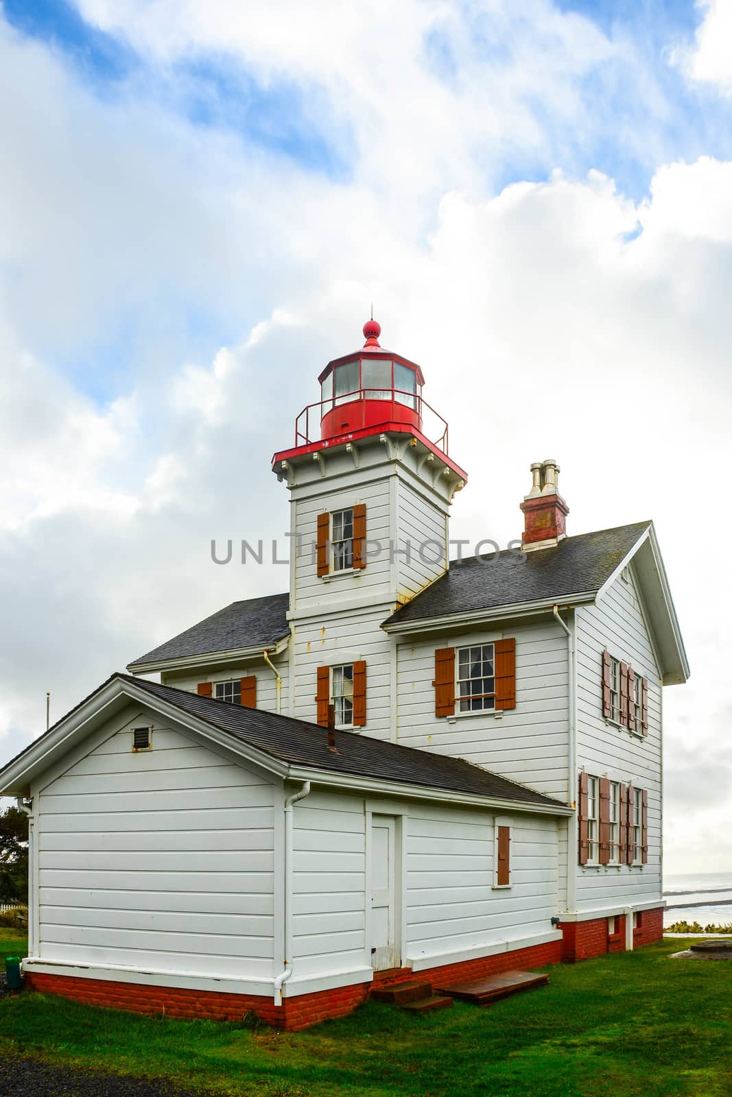 Yaquina Head Lighthouse on Oregon's Pacific Coast by cestes001