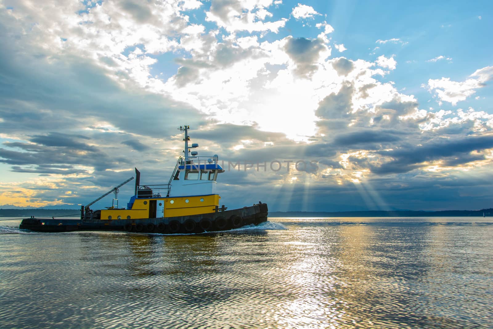Small tug on Seattle's Shilshole Bay by cestes001