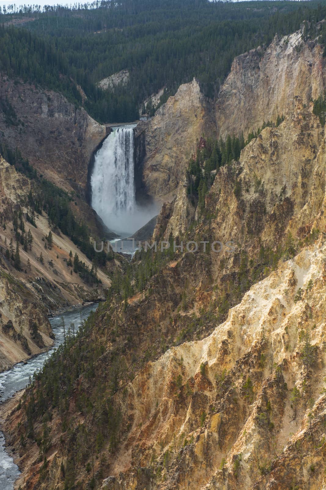 Lower falls by cestes001