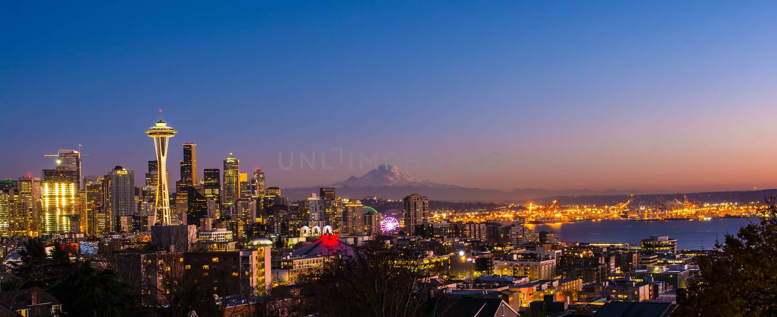 Classic view of Seattle from Kerry Park by cestes001