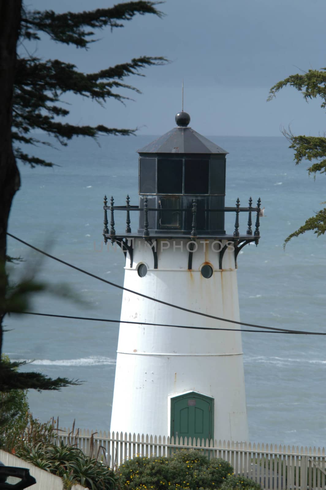 Pt Montara Lighthouse Hostel by cestes001