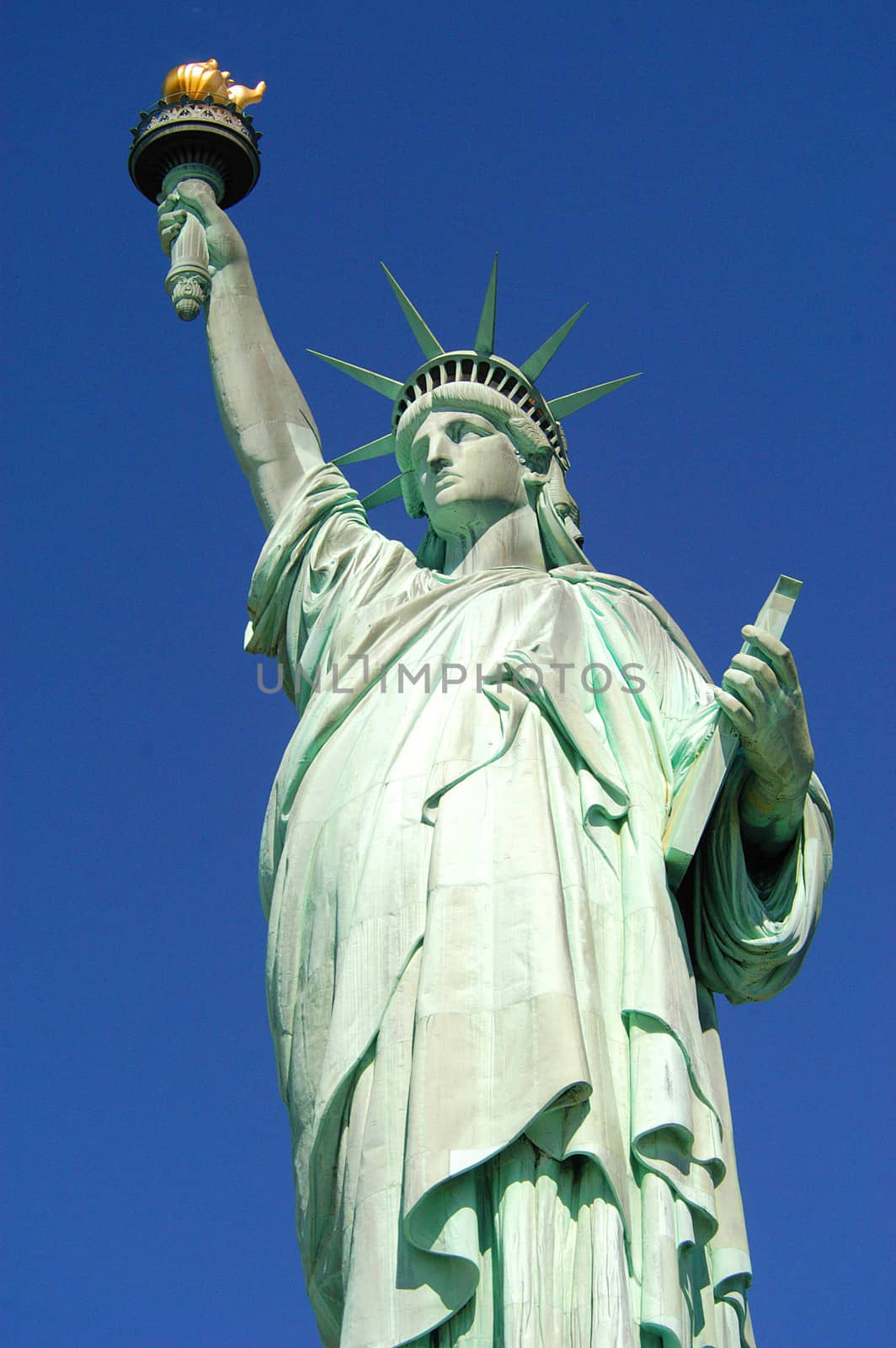 Statue of Liberty by cestes001