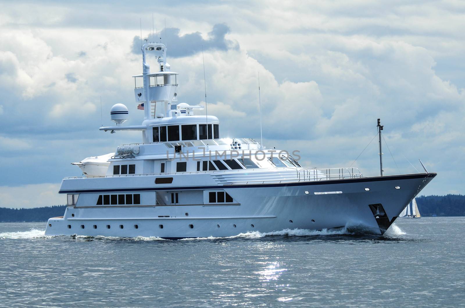 Motor Yacht departing Shilshole Bay, Seattle, WA by cestes001
