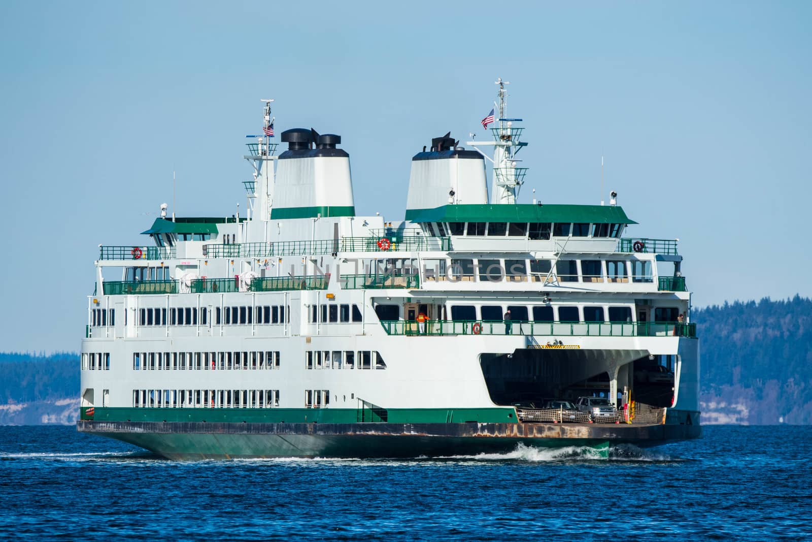 Washington State Ferry heading for Mukilteo by cestes001