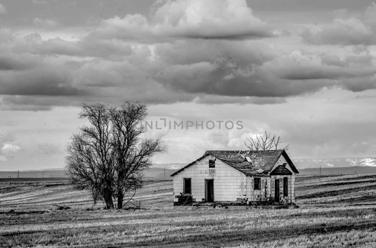 House along US Highway 2 in rural Eastern Washington State