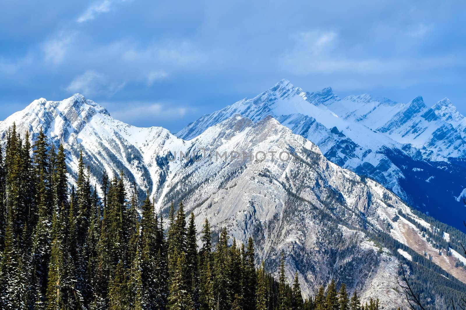 Canadian Rockies - Banff, Alberta, Canada by cestes001