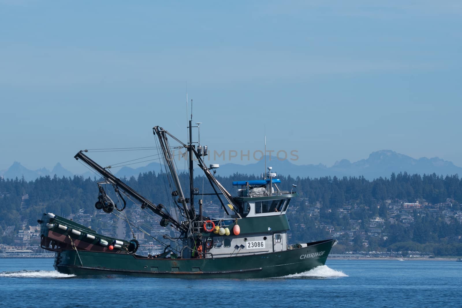 F/V Chirikof returning to Seattle from its latest trip to the fishing grounds.
