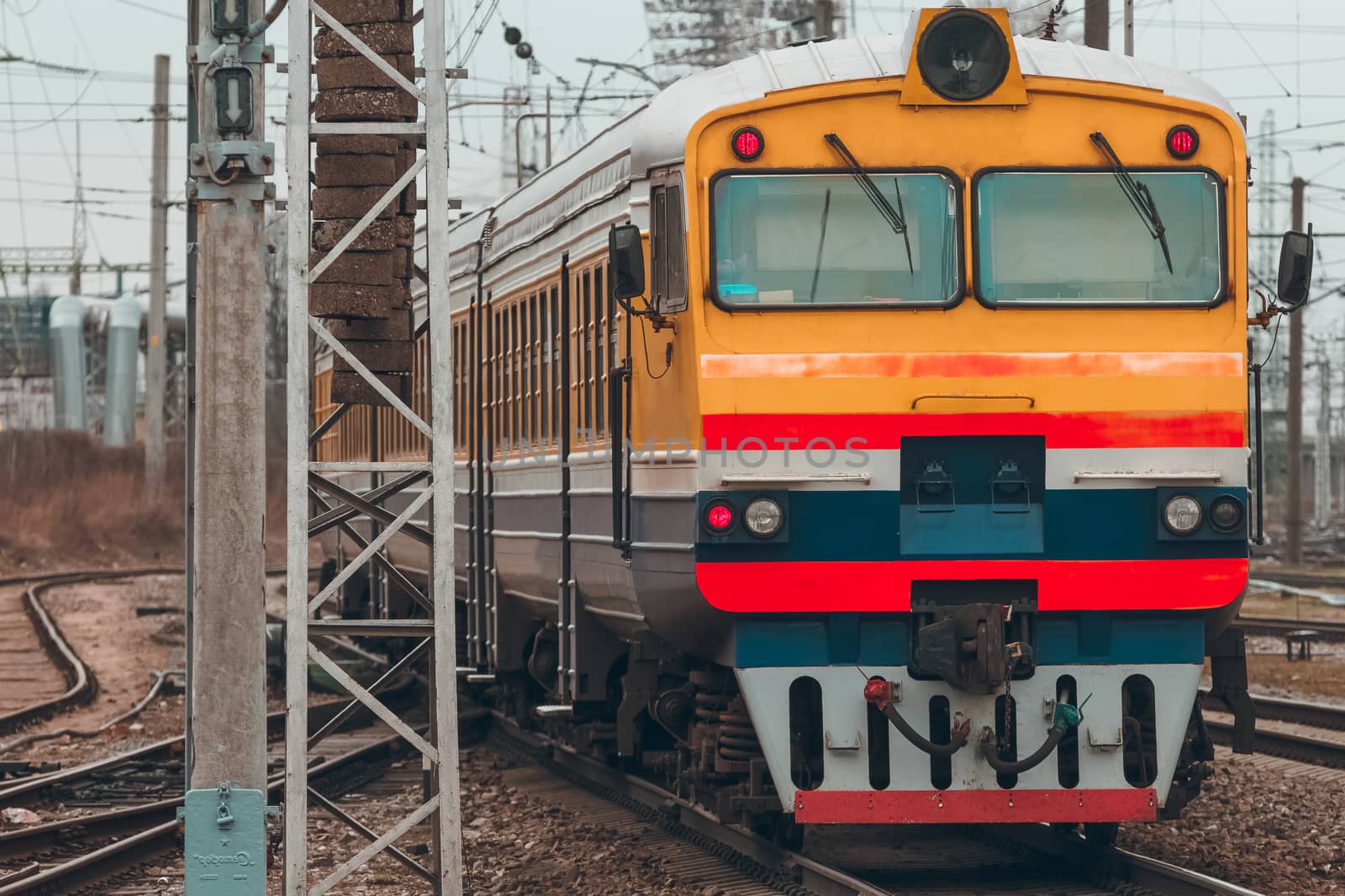 Yellow diesel train by sengnsp