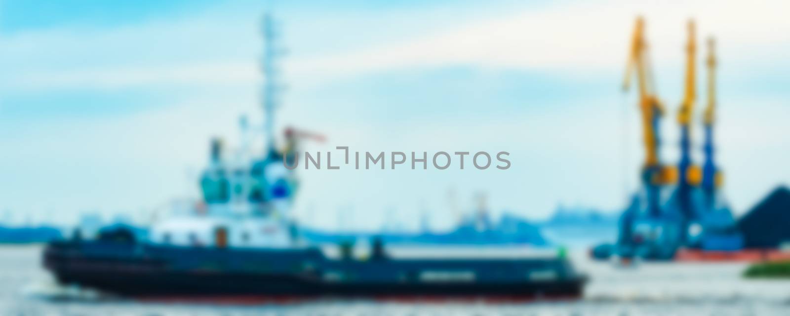Tug ship - blurred image by sengnsp