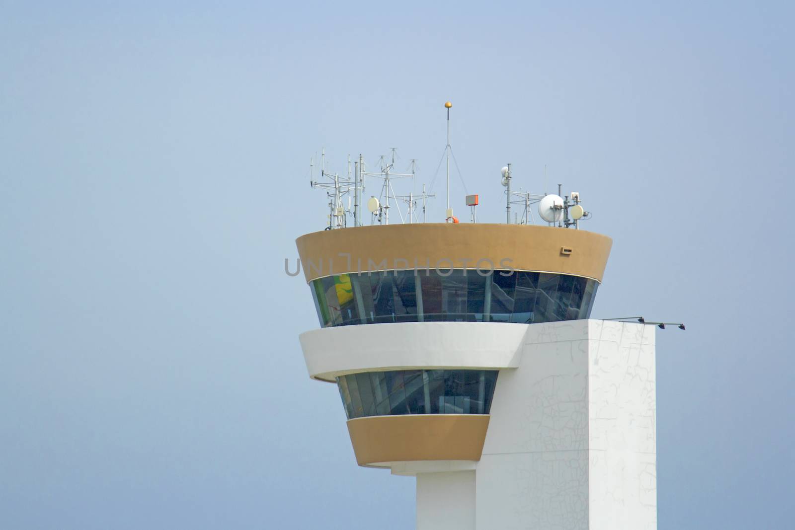 Airport control tower in the daylight