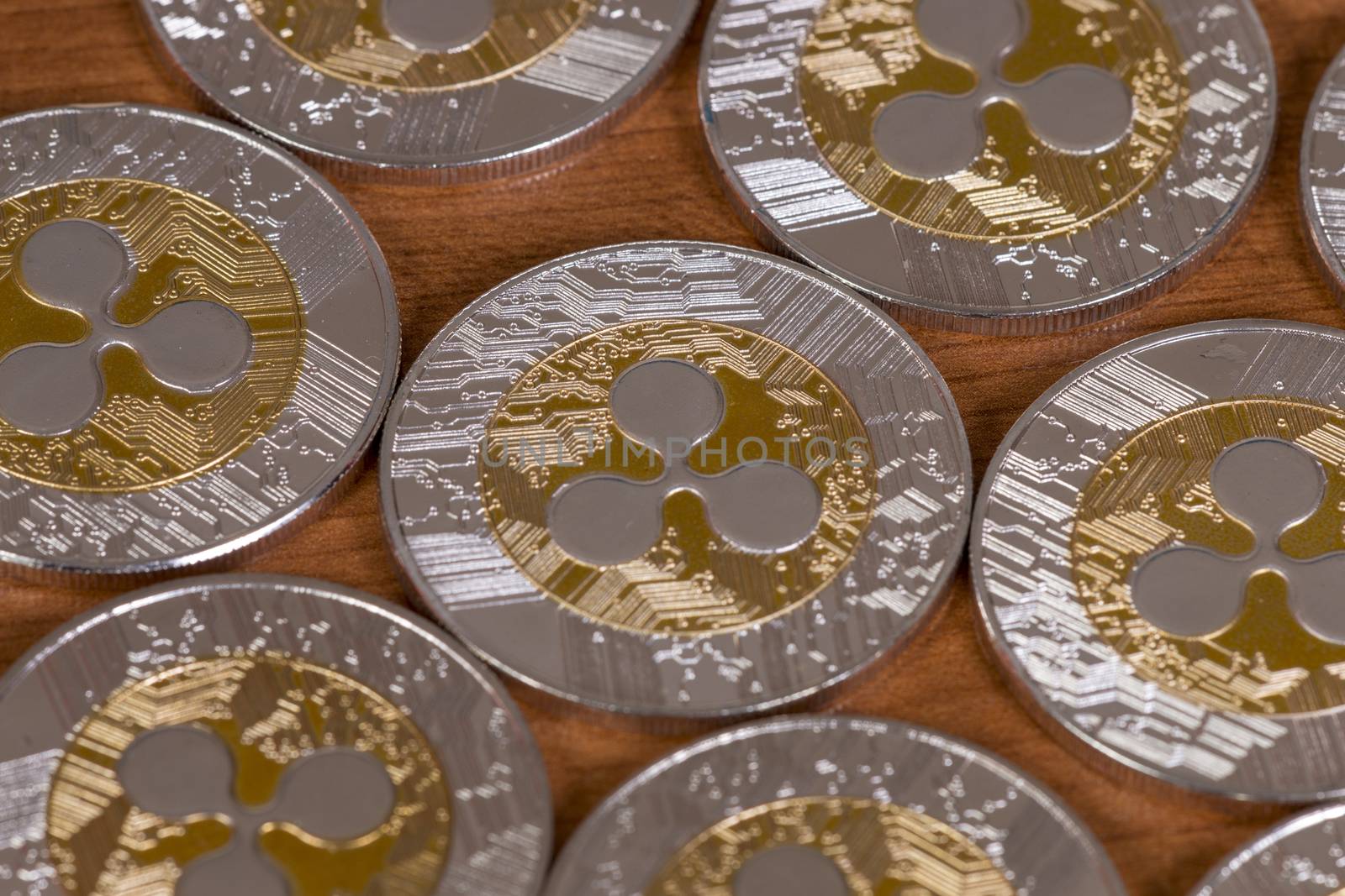 several aligned ripple coins by membio