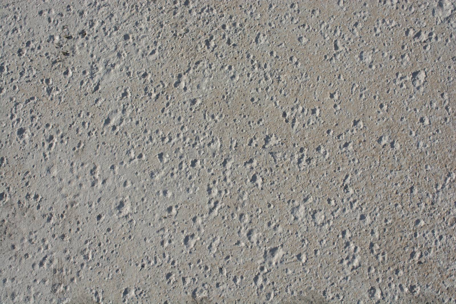 Patterns on a freshly poured concrete surface