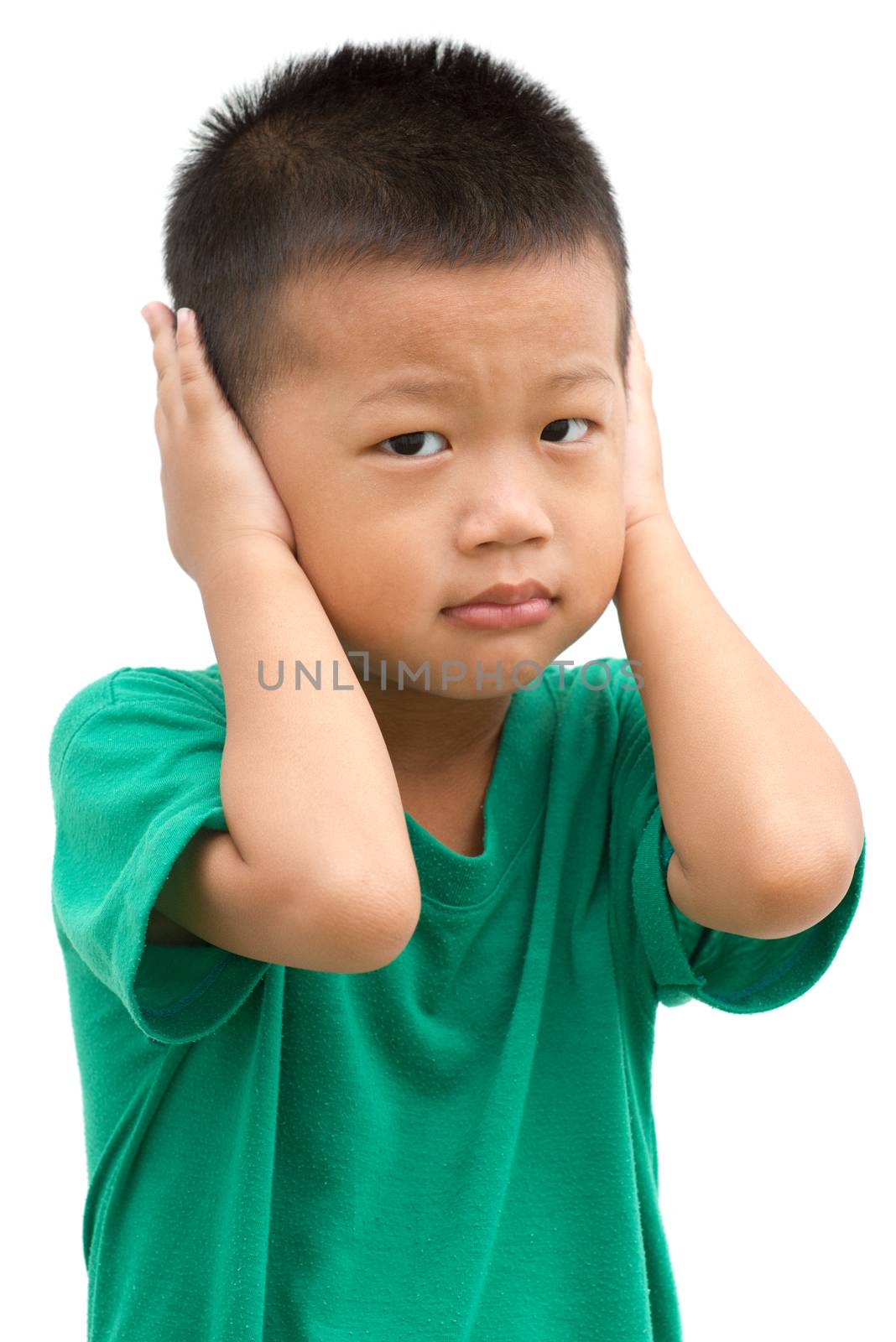Asian child covered his ears by szefei