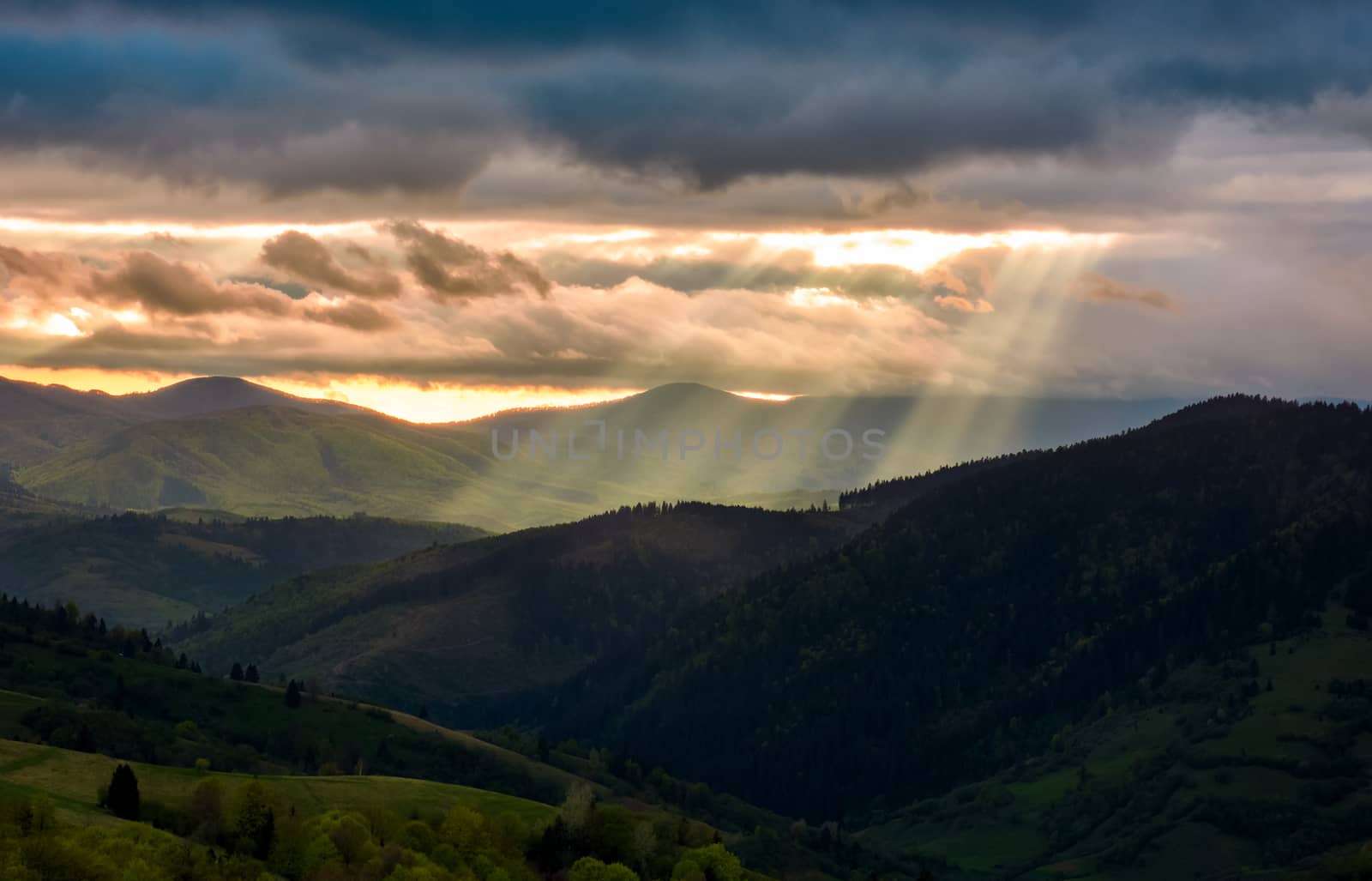beams of light over the mountains by Pellinni
