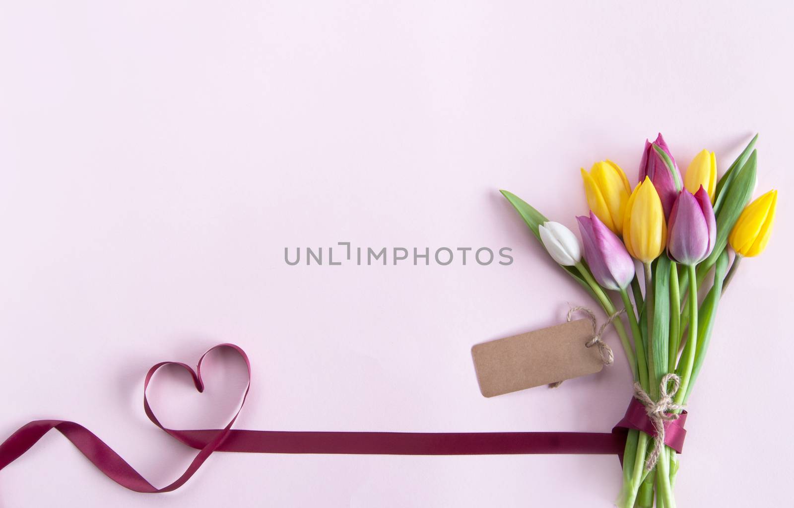Gift flowers  by unikpix