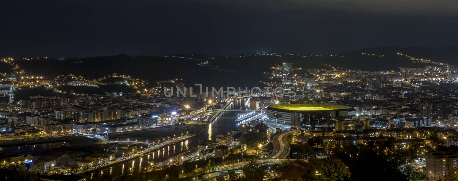 the city of Bilbao at night