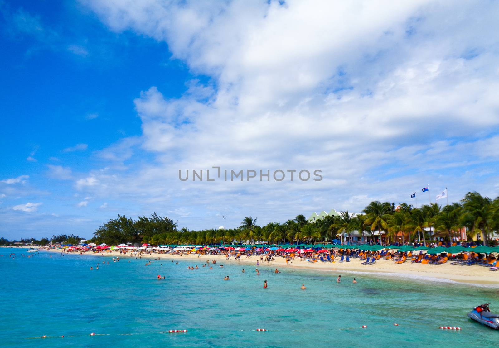 nice view to a bay full of people by Tevion25