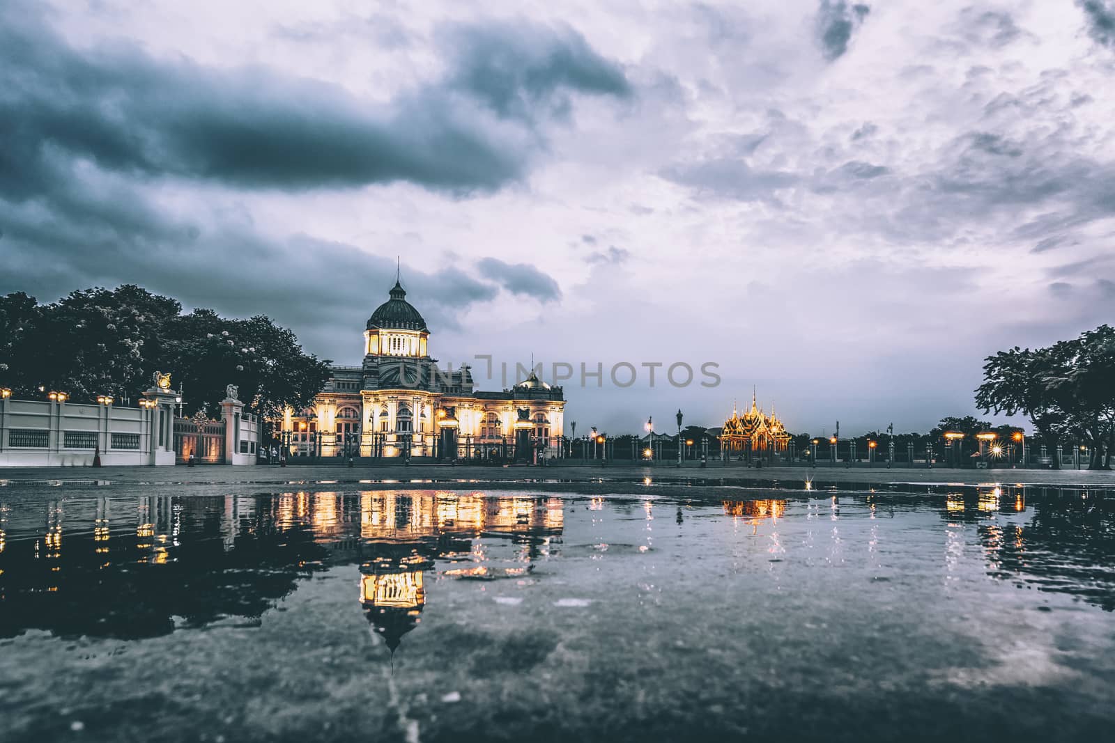 The Ananta Samakhom Throne Hall  by ahimaone