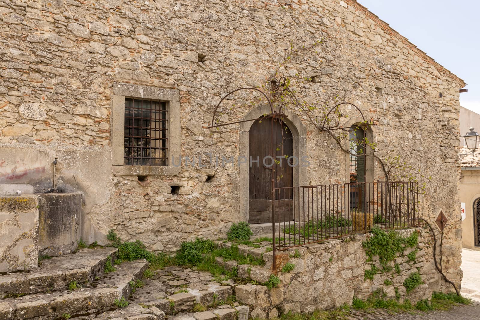 Sicilian medieval village by alanstix64