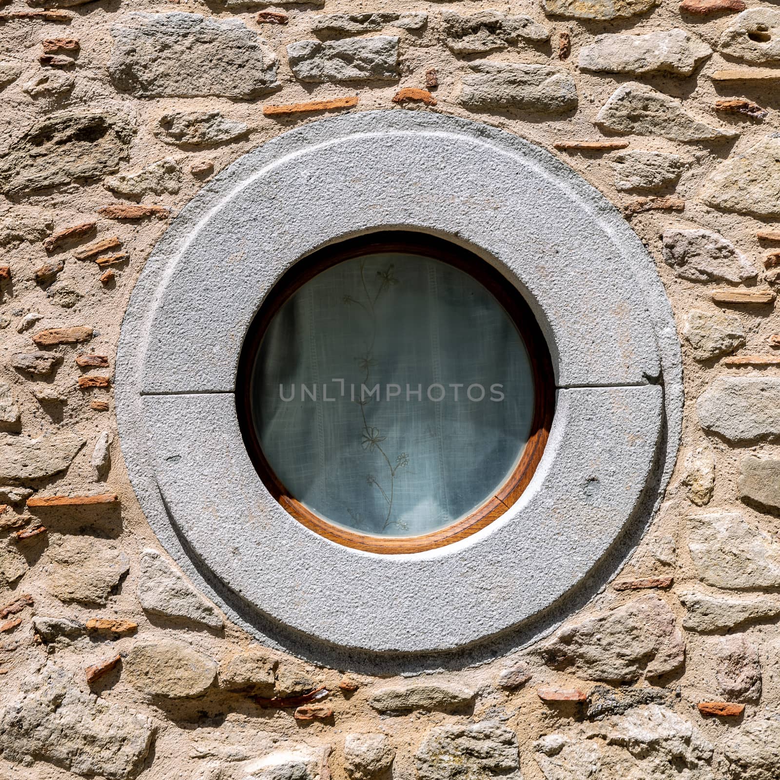The circle window by alanstix64