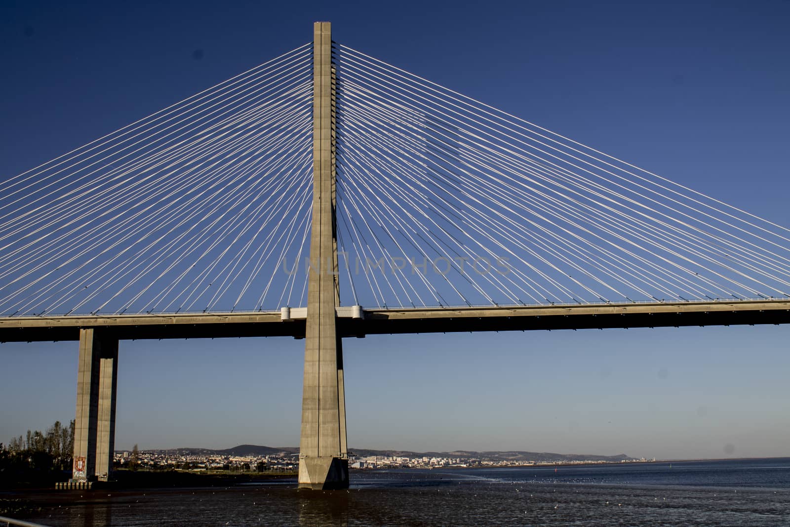 bridge Vasco da Gama lisbon by lovecomunication