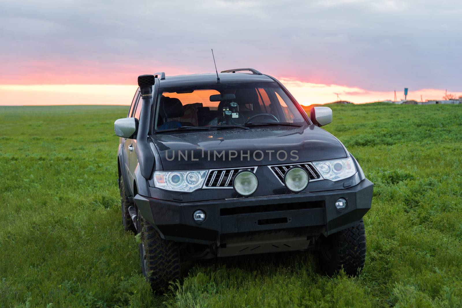 SUV Mitsubishi Pajero Sport,  Kalmykia region, Russia. 04-22-2016