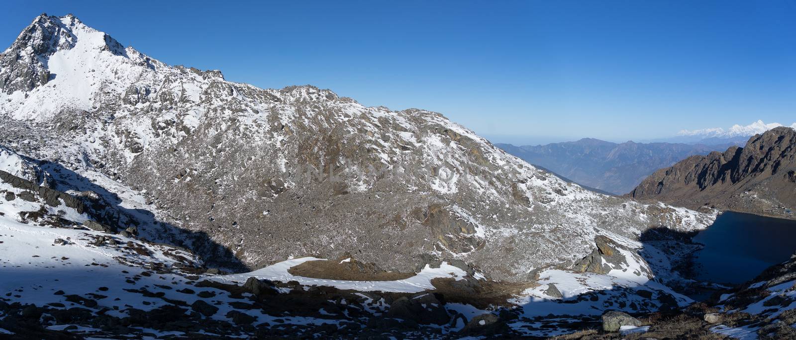 Mountain Himalata Summit in Nepal by javax