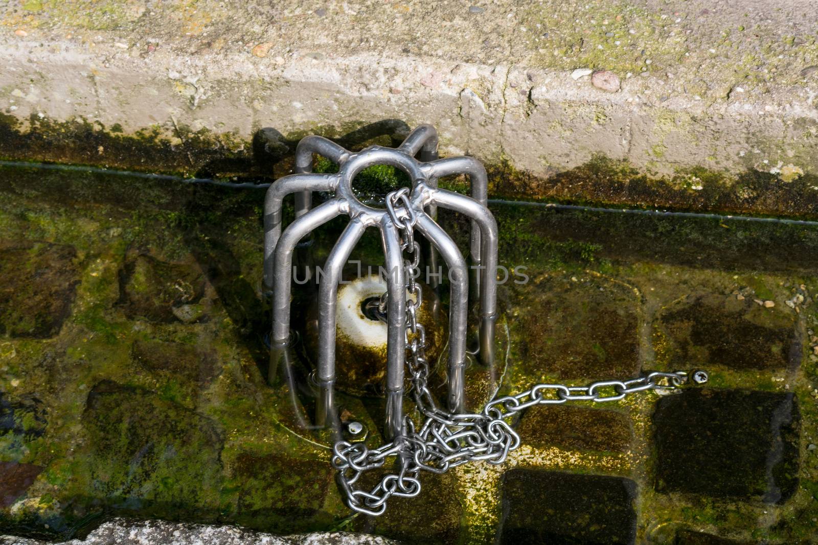Metal water drain strainer made of stainless steel