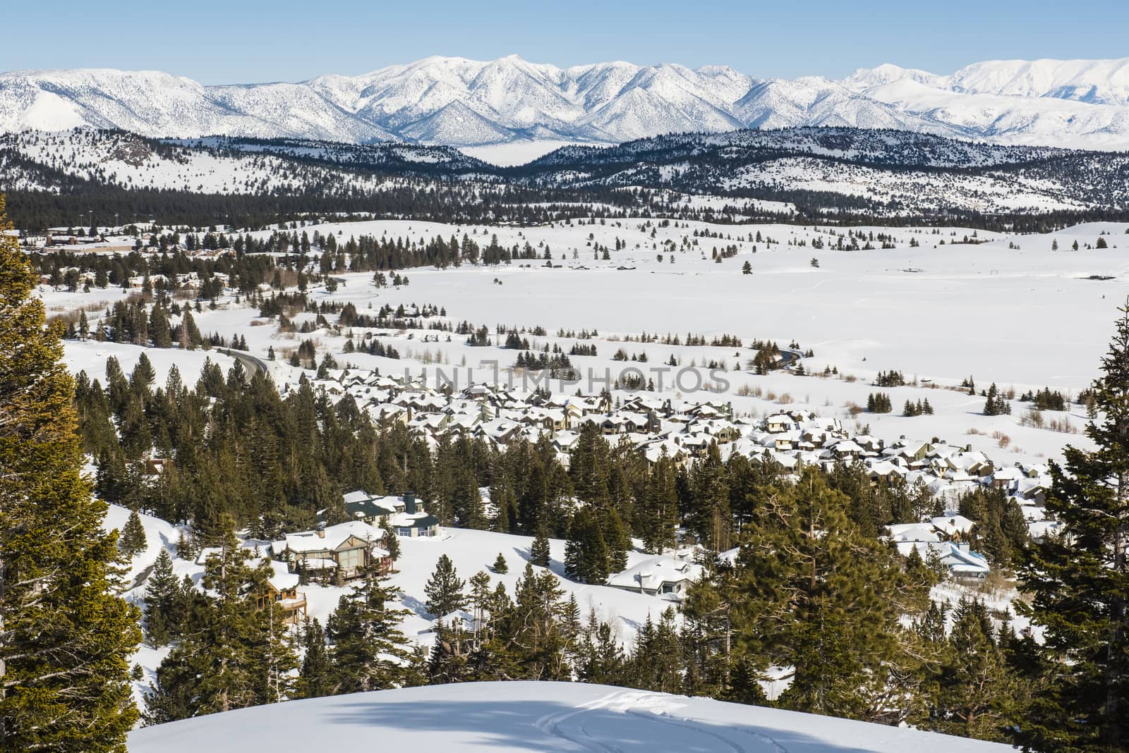 Overlooking Mammoth Lakes, California, January 2017, a record sn by Njean