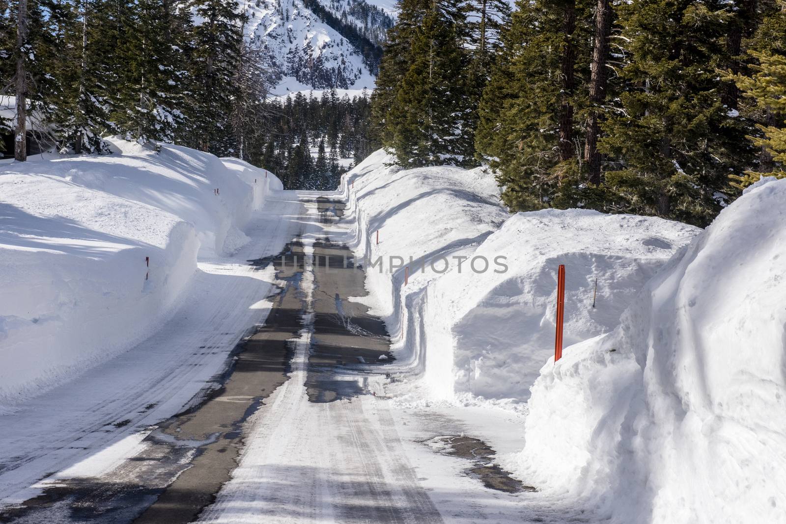 Snow-cleared road in Mammoth Lakes, California, January 2017, a record snow-fall year