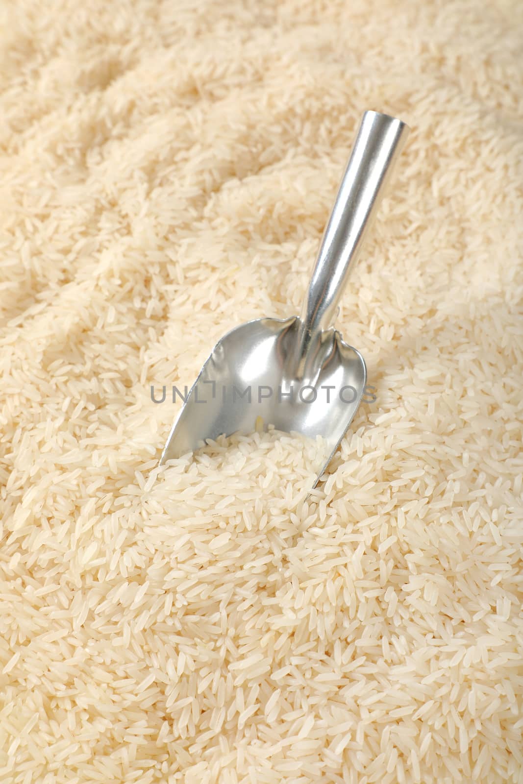 white long grained rice by Digifoodstock