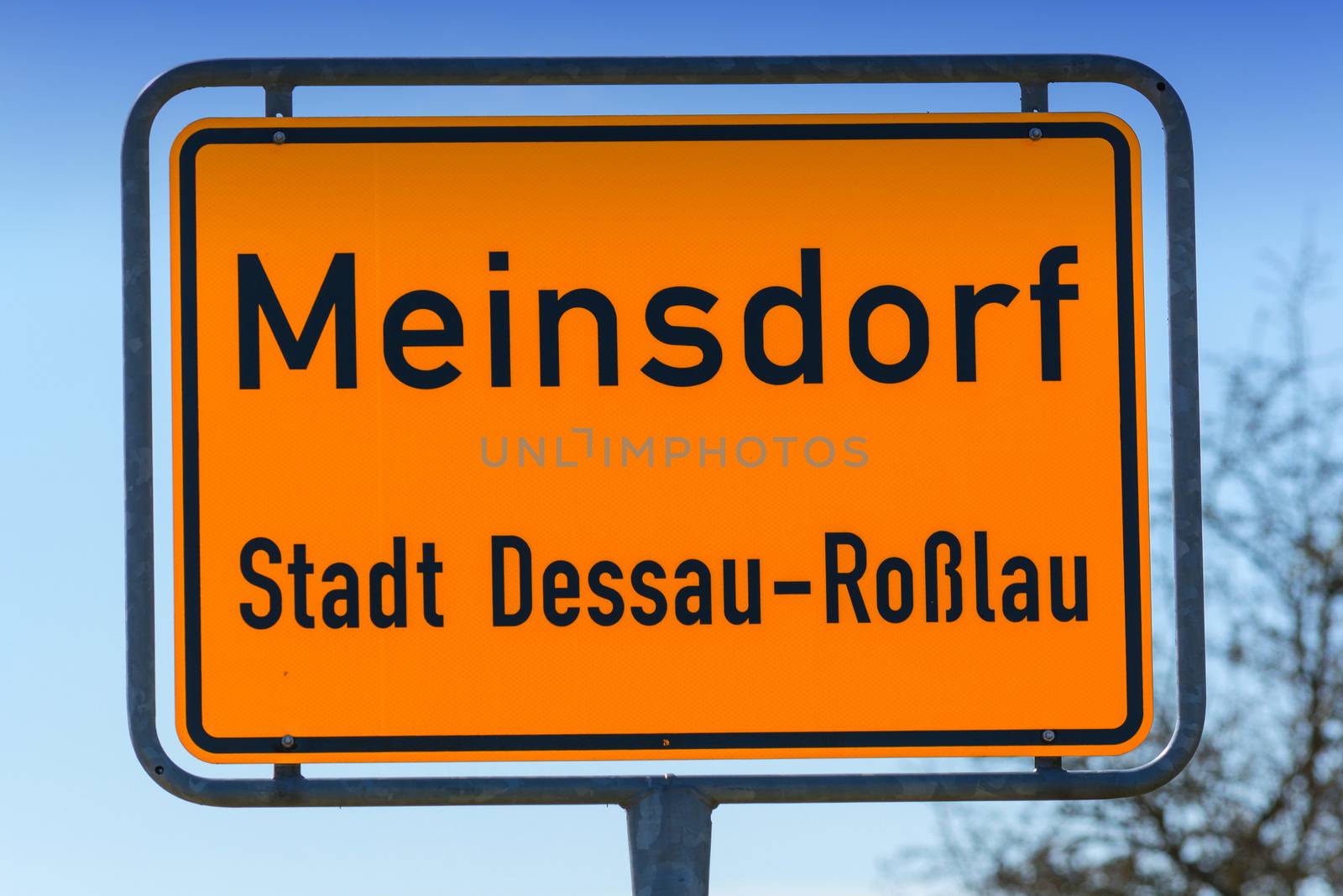 Traffic sign of the town of Meinsdorf     by JFsPic