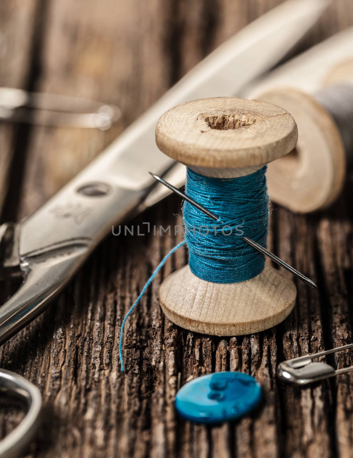 thread and sewing accessories  by MegaArt
