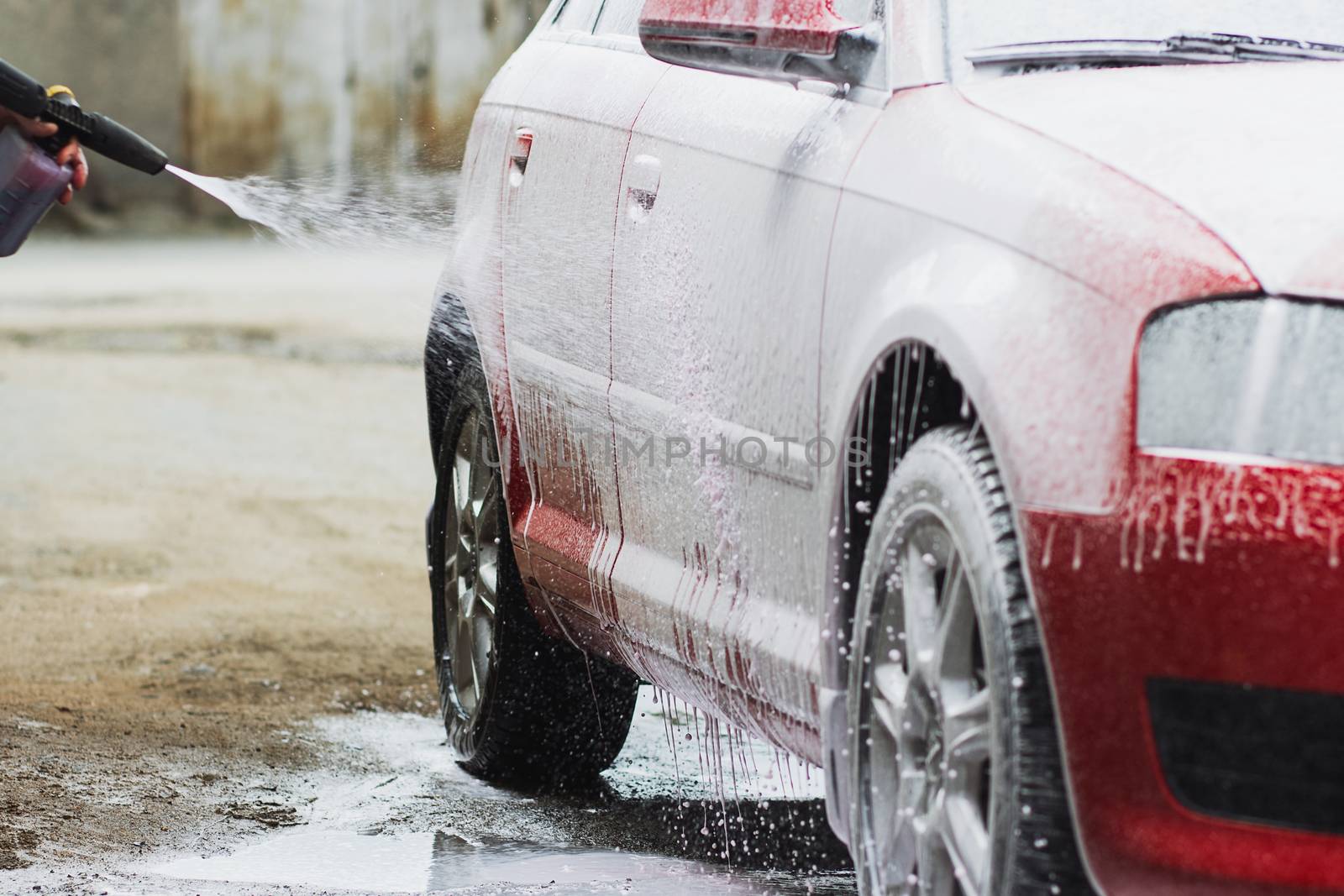 Car wash with soap. by 3KStudio